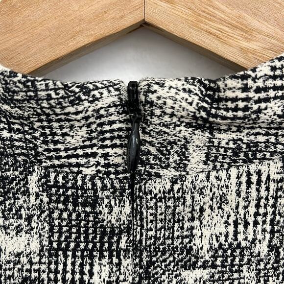 MM LaFleur Aditi Knee-Length Sleeveless Shift Dress Professional Crackle Size 2 - Picture 7 of 15